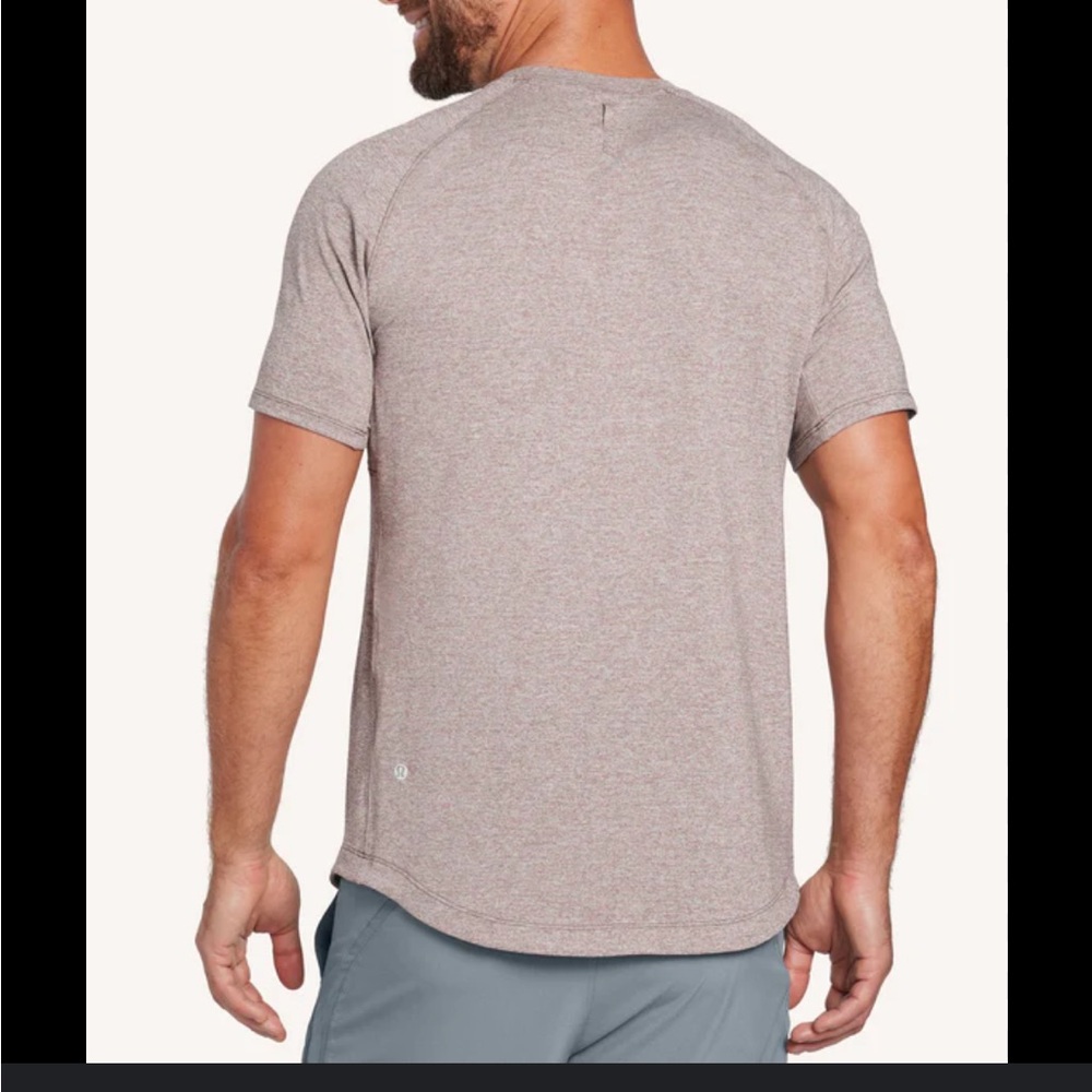 Men's Medium Drysense Short-Sleeve
Shirt - Heathered Purple Ash
